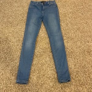 FITJEANS Women's Light Blue Skinny Jeans